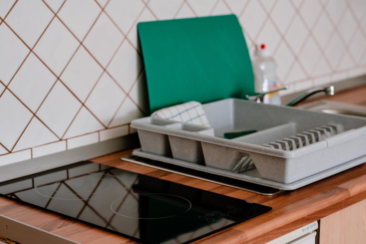 Appartamento Apartmens Leona Karlobag Esterno foto